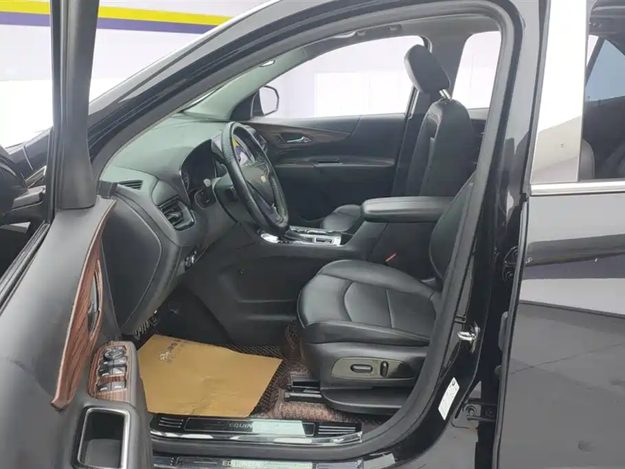 Chevrolet Equinox 2022 535T Galloping Edition фото 9