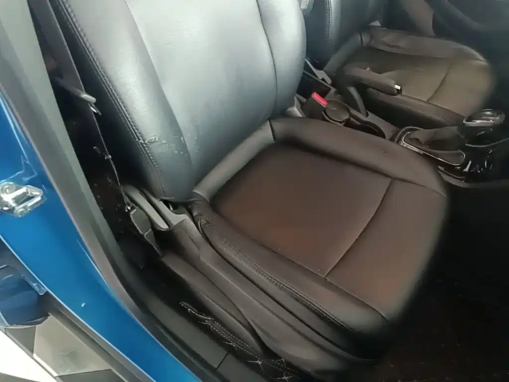 Фото 25 - Buick Encore