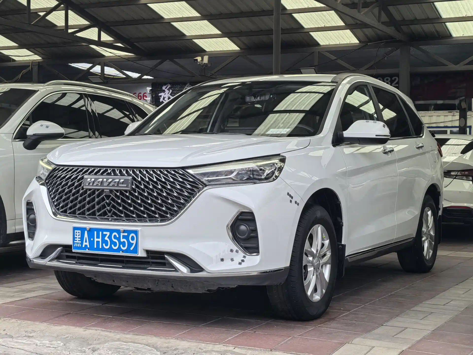 Фото 2 - Haval M6
