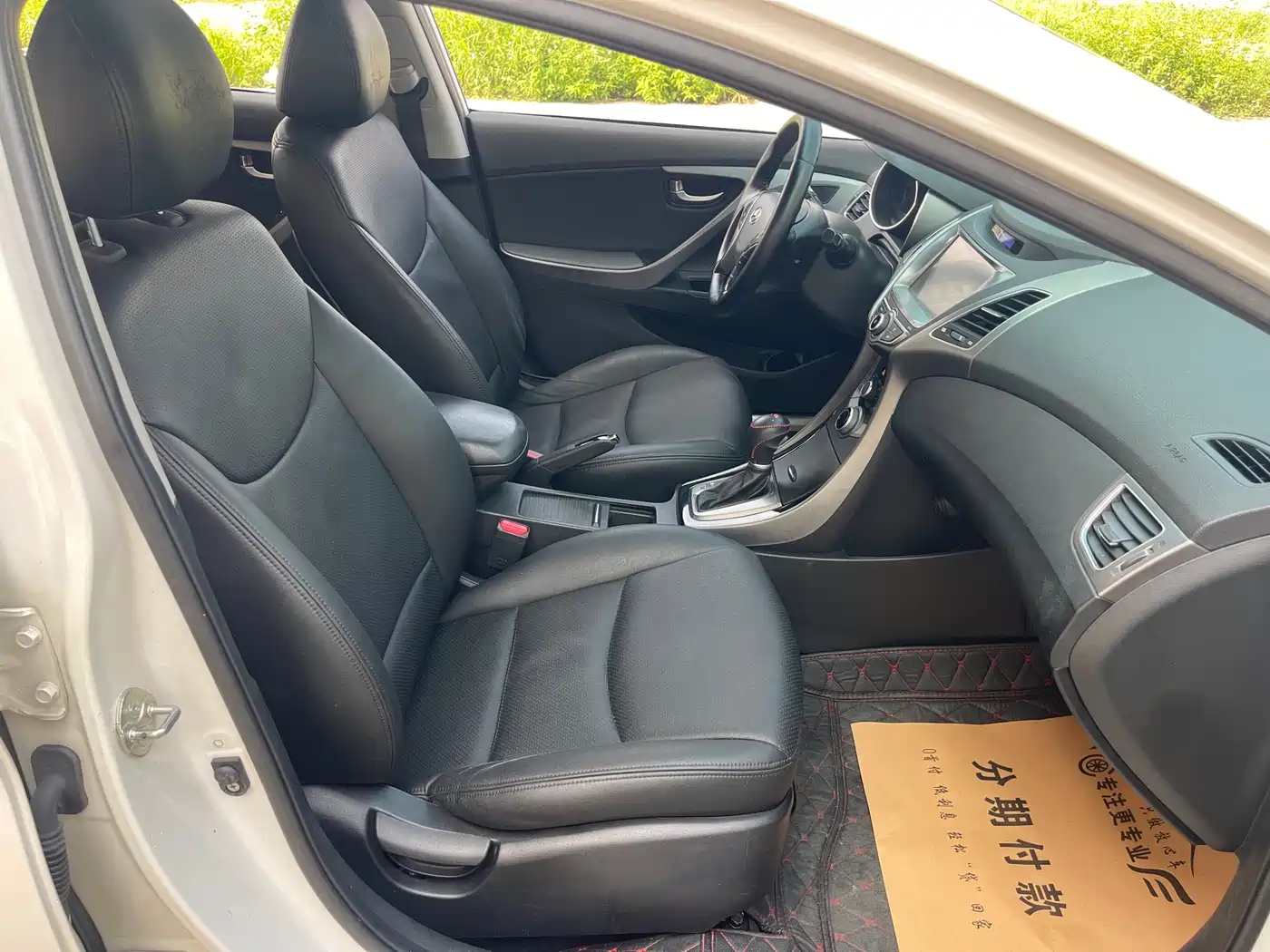 Hyundai Langdong 2015 1.6L Auto Exclusive фото 17