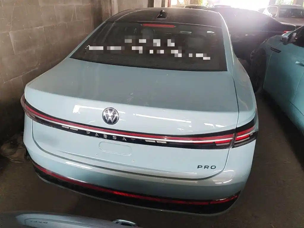 Volkswagen Passat 2025 Model Pro 380TSI Starlight Dragon Premium Edition фото 6