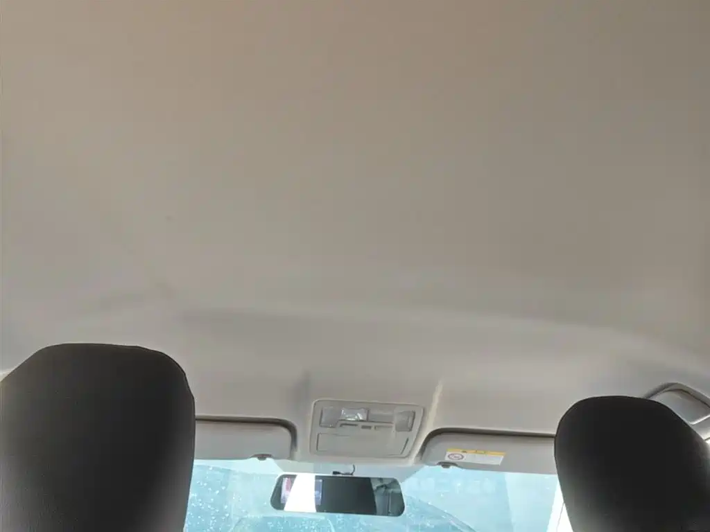 Toyota Corolla 2017 Facelift 1.2T S-CVT GL фото 18
