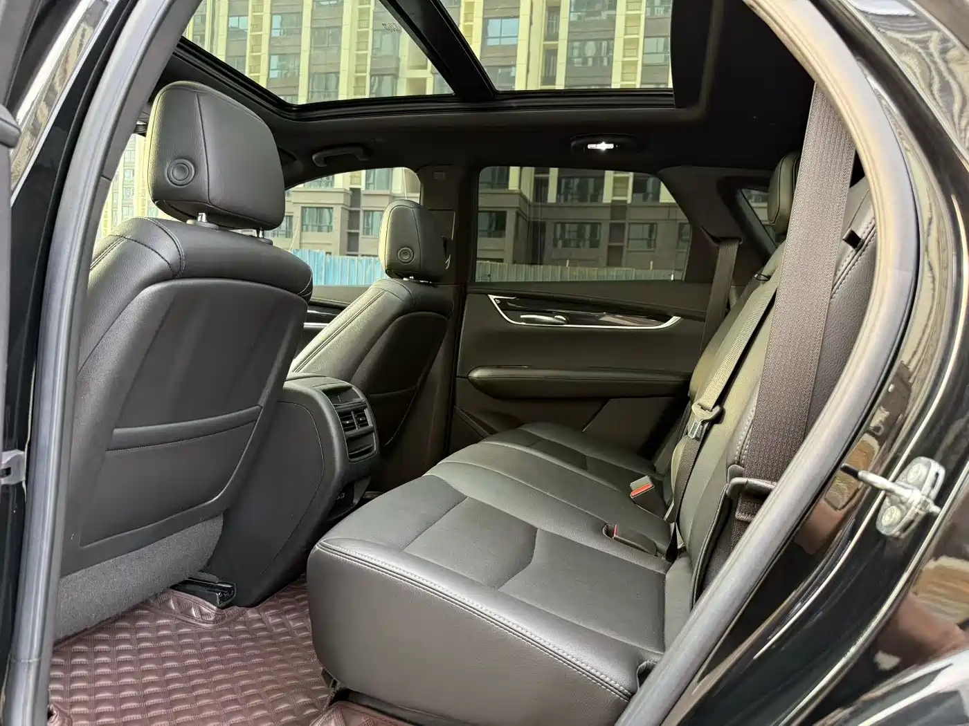 Cadillac XT5 2022 2.0T 2WD Luxury фото 6