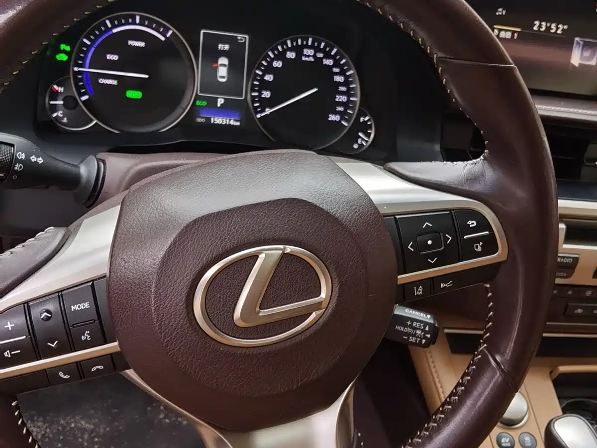 Lexus ES 2015 300h Comfort Edition фото 10