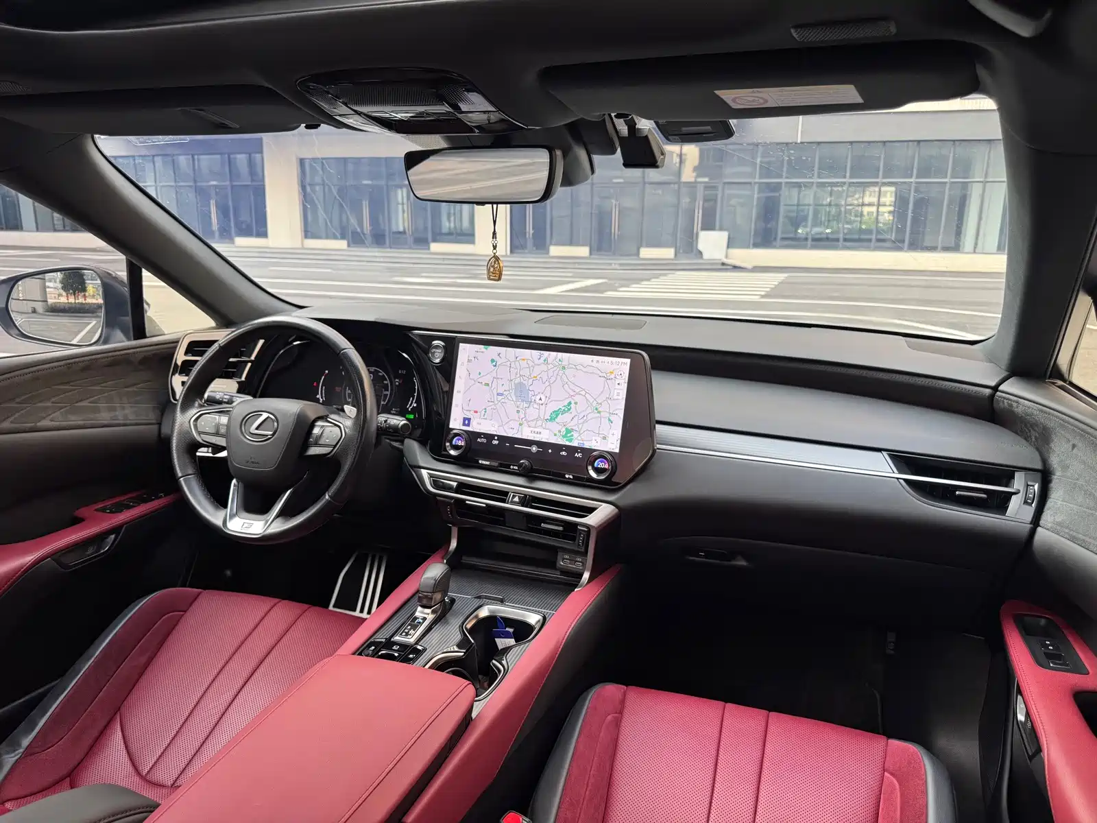 Фото 6 - Lexus RX