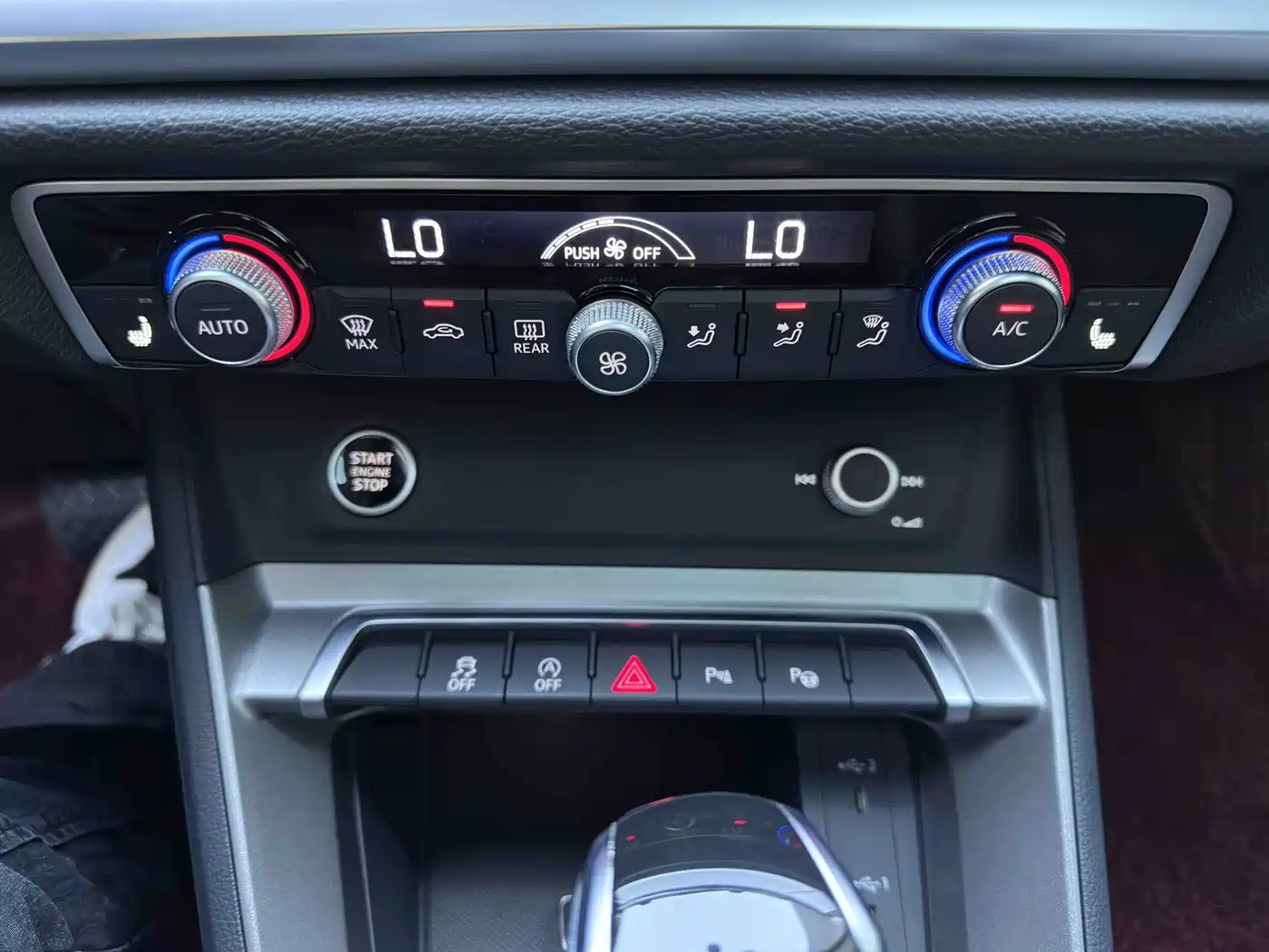Audi Q3 2022 35 TFSI Fashion Dynamic фото 12