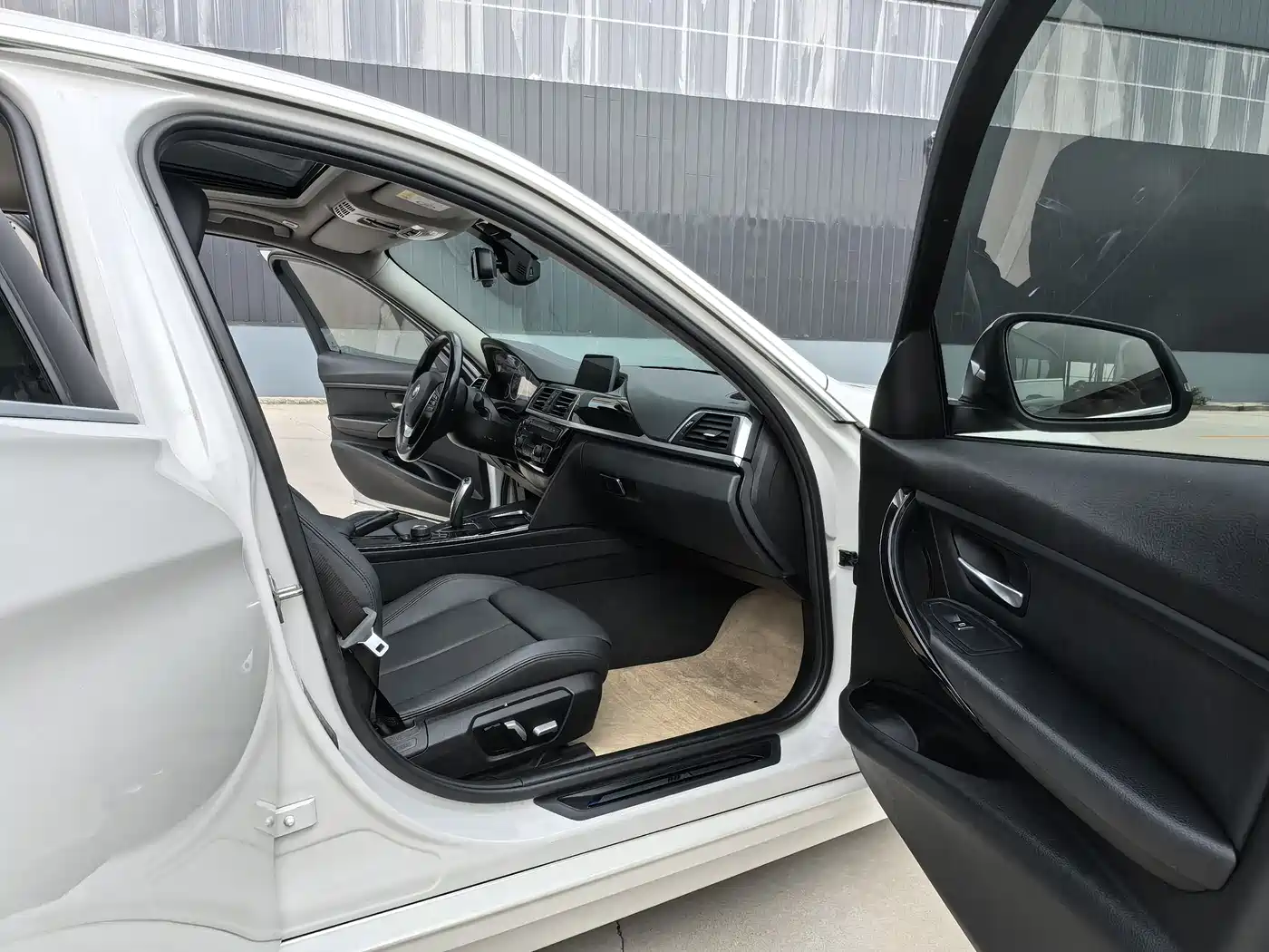 BMW 3 Series 2018 320Li Fashion Style фото 8