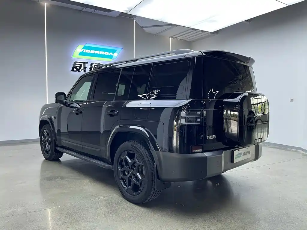 Fang Cheng Bao Titanium 7 2026 2025 AWD Base Model