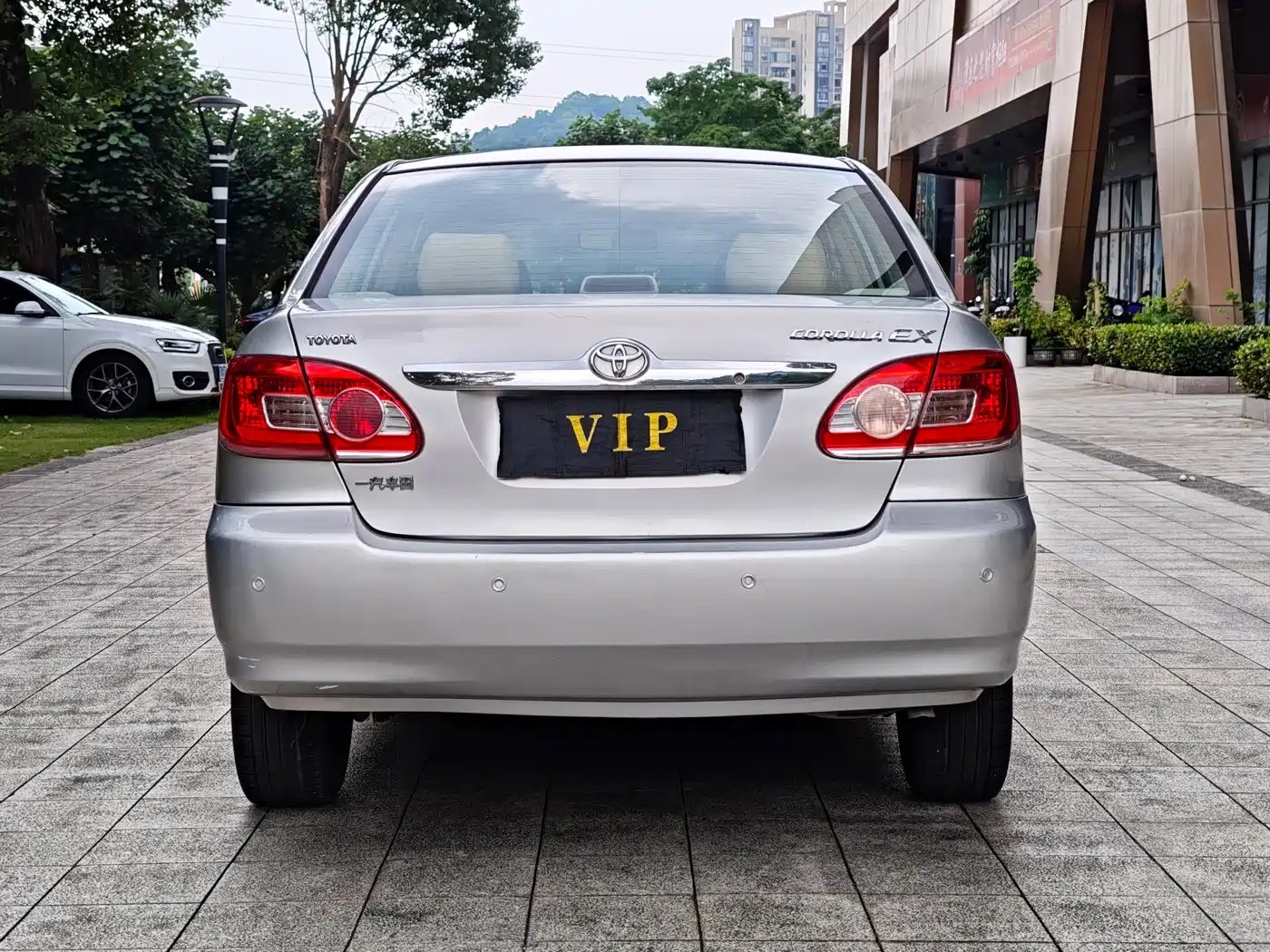Toyota Corolla 2010 1.6L Automatic Classic Edition фото 13