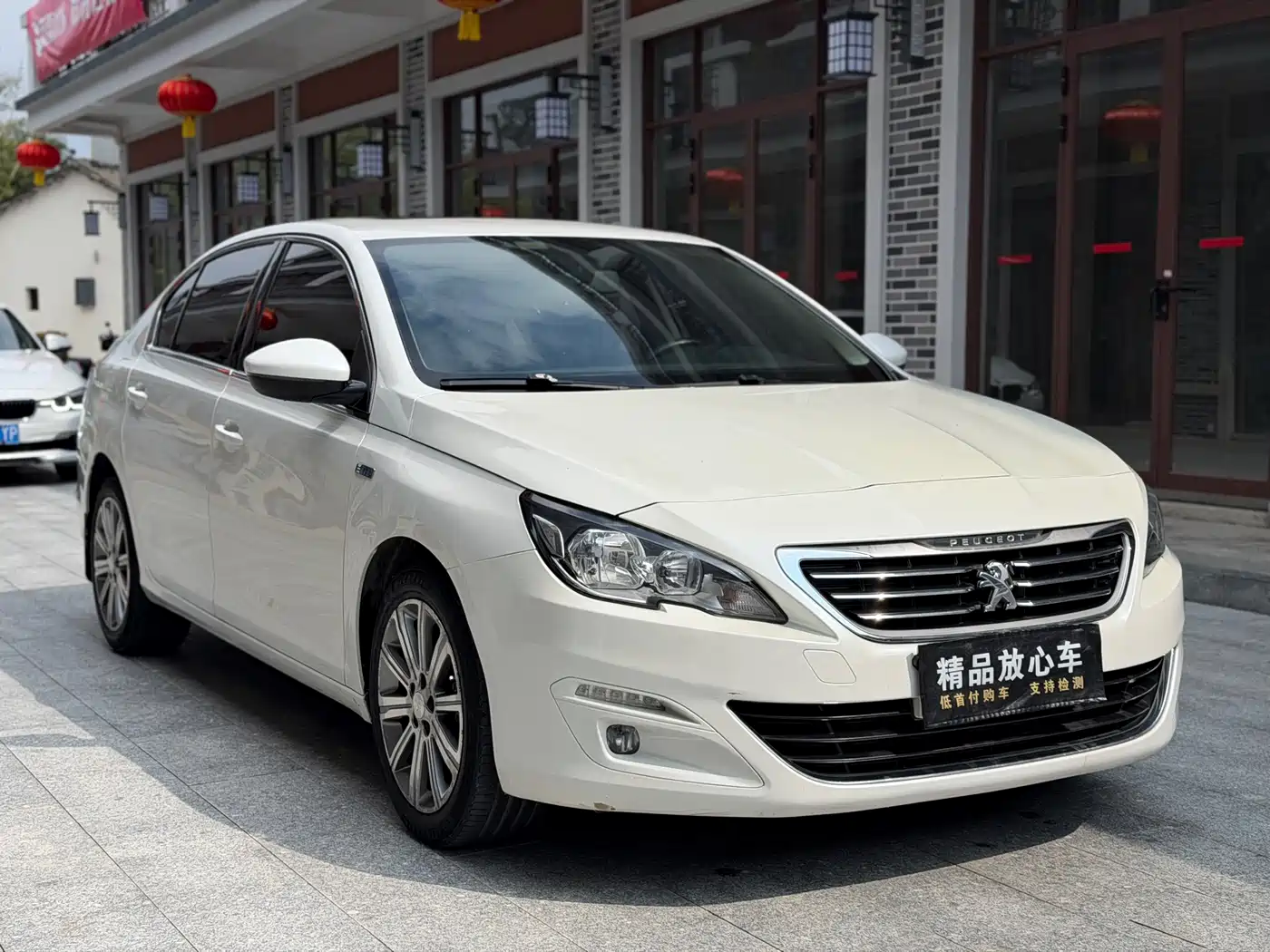 Peugeot 408 2016 1.6T Automatic Luxury Edition фото 3