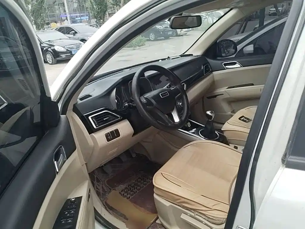 Фото 22 - Zotye Damai X5