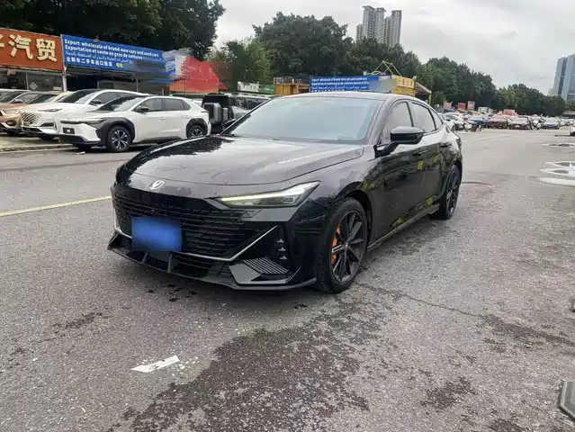 Changan UNI-V 2022