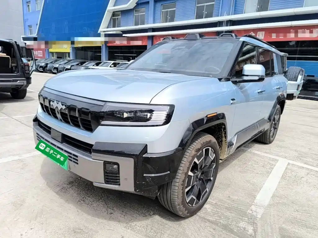 Fang Cheng Bao Leopard 8 2026 2025 Zhiyong Flagship 7-Seater