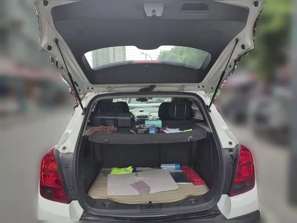 Chevrolet Trax 2014 1.4T Automatic 2WD Comfort фото 10