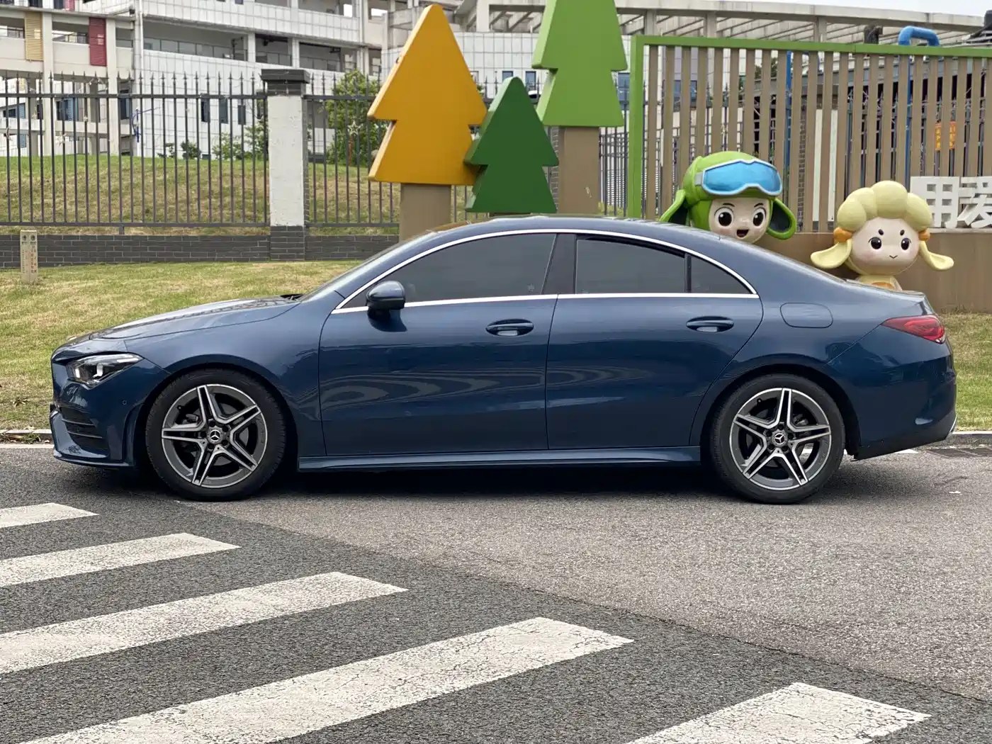 Mercedes-Benz CLA (Import) 2020 CLA 200 фото 4