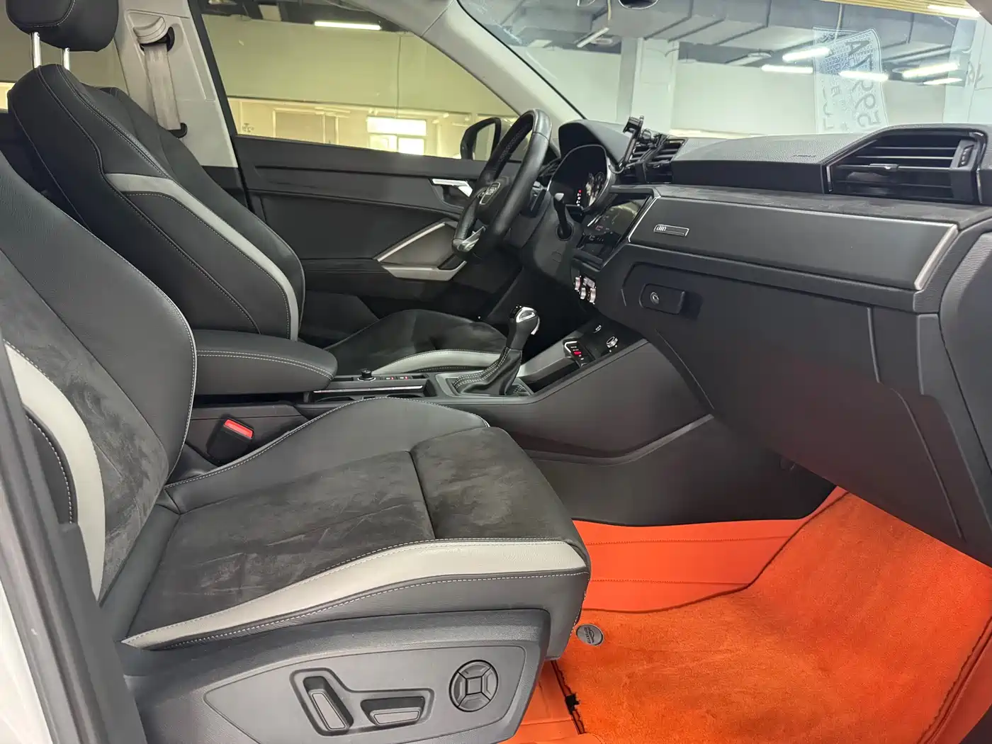 Audi Q3 2023 35 TFSI Fashion Dynamic (1.4T) фото 14