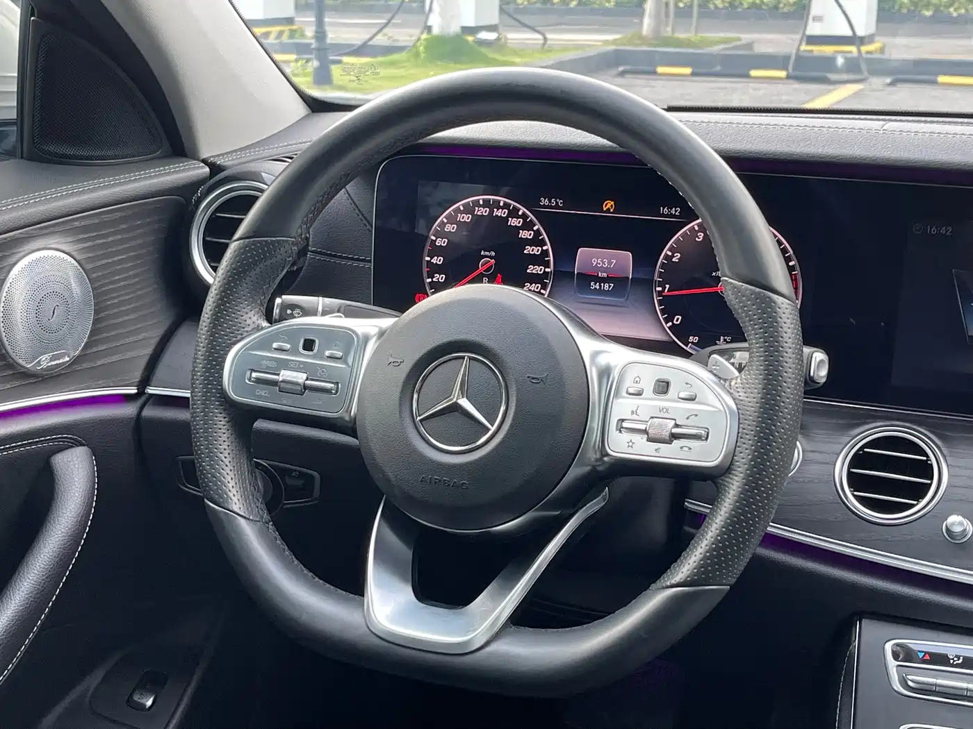 Mercedes-Benz E-Class 2020 E 300 L Sport Luxury Model фото 23