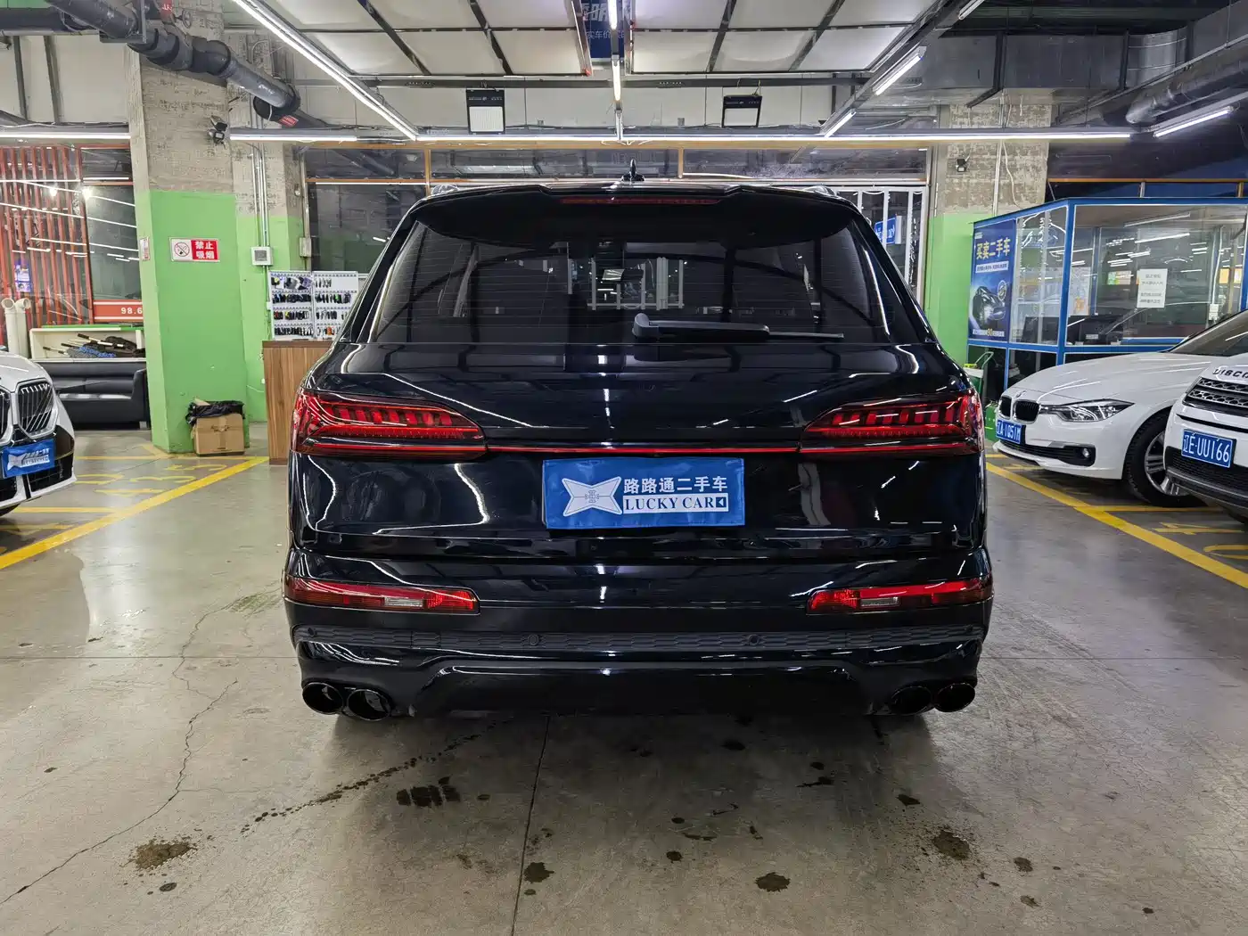 AUDI Q7