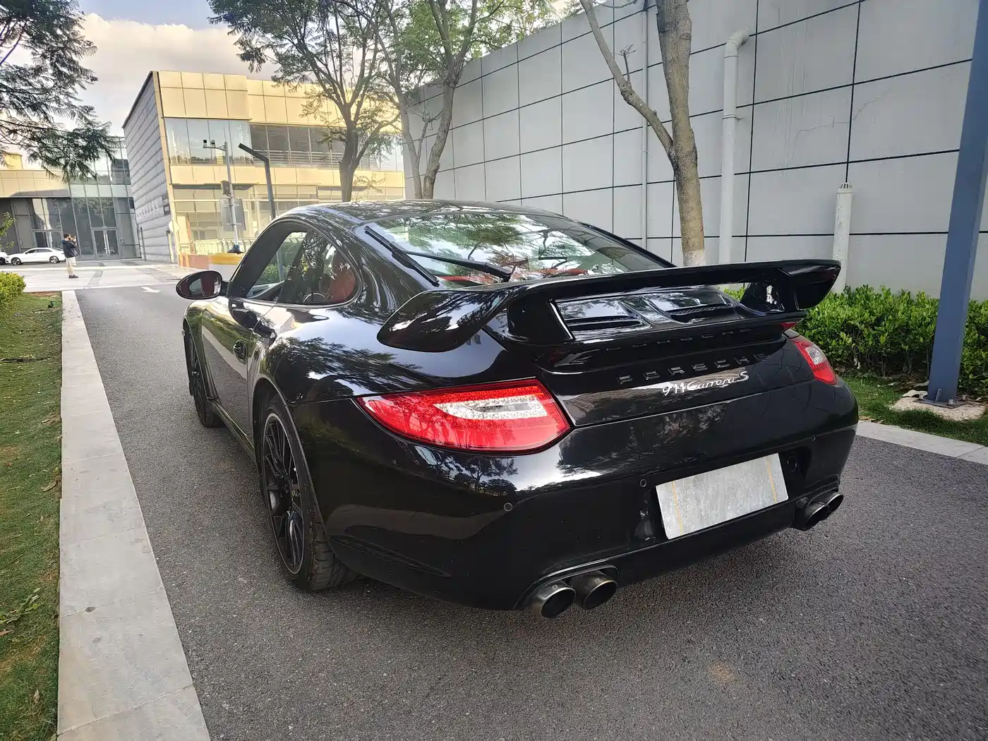 Porsche 911 2010 Carrera S 3.8L фото 13