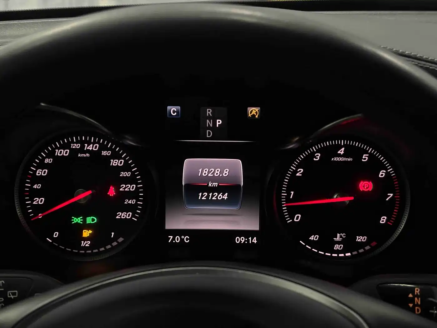 Mercedes-Benz GLC 2016 GLC 200 4MATIC фото 9