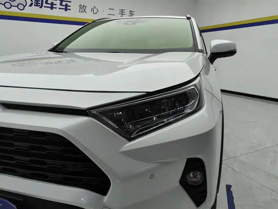 Toyota RAV4 Rongfang 2022 2.0L CVT 2WD Trend Plus Edition фото 5