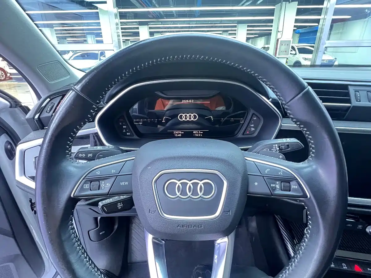 Audi Q3 2022 35 TFSI Fashion Dynamic фото 10