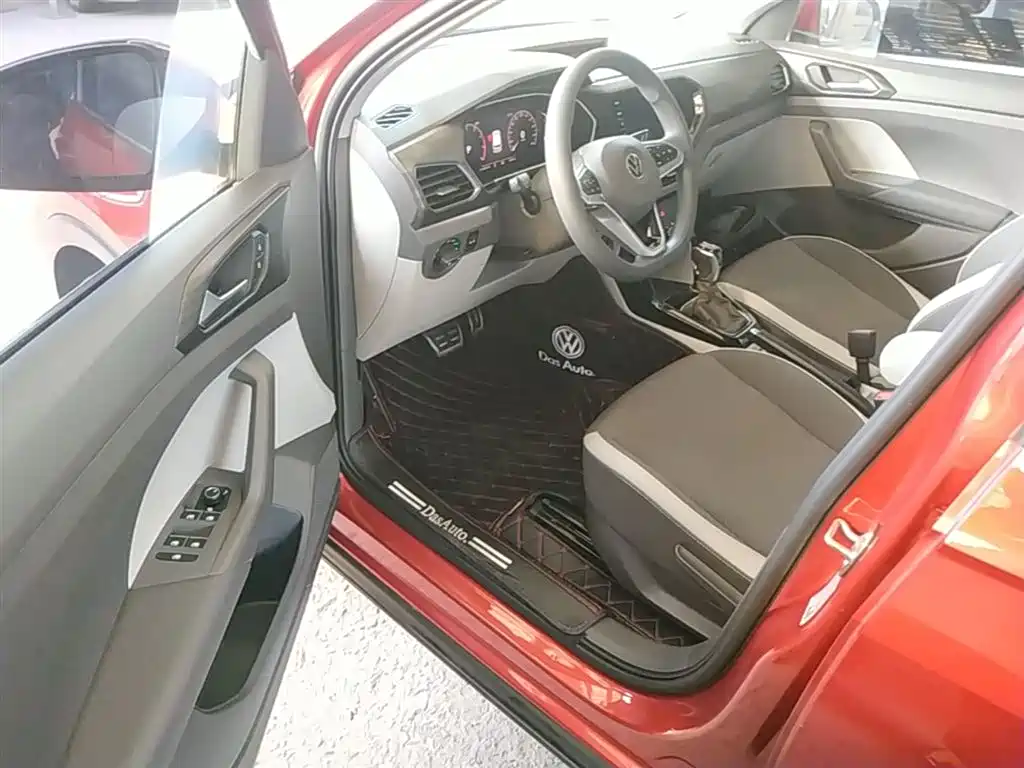 Volkswagen Tanying 2020 1.5L Automatic Joy Edition фото 16