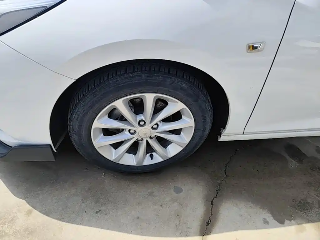 Chevrolet Cruze 2019 2018 Facelift 320 Manual Pioneer Edition