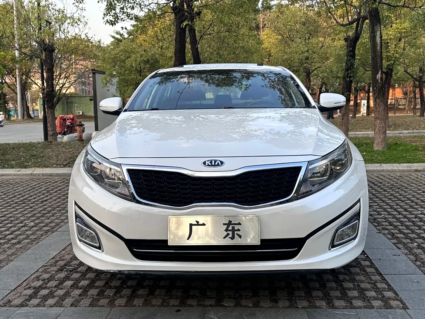 Kia K5 2015 2.0L Automatic GLS фото 2