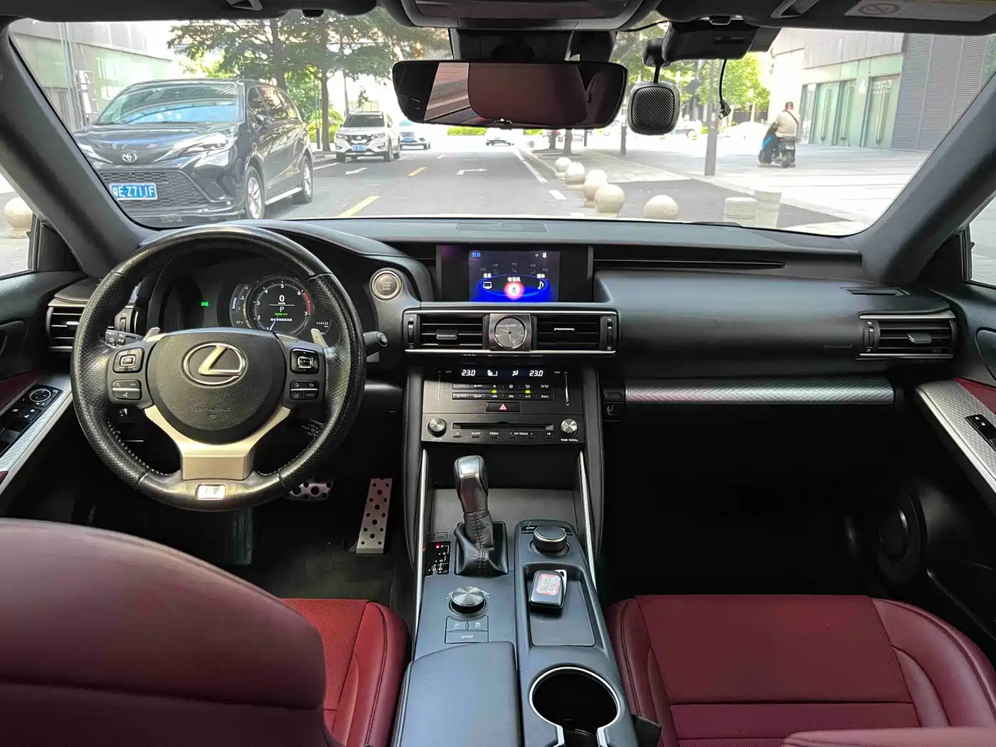 Lexus IS 2018 2017 300 F SPORT