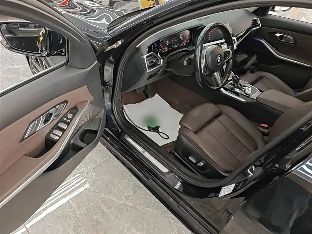 BMW 3 Series 2020 320Li M Sport Package фото 16
