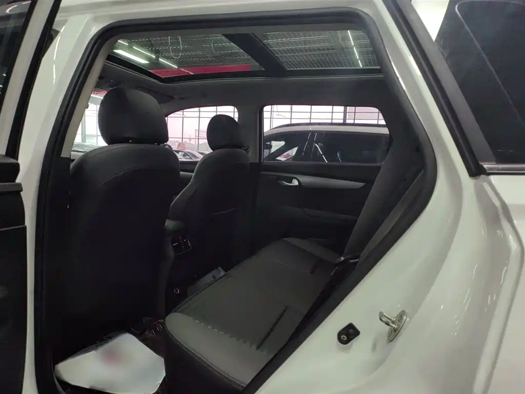 Kia Sportage 2019 2.0L Automatic Smart Luxury Edition фото 18