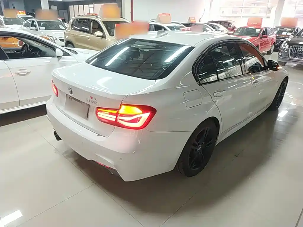 Фото 7 - BMW 3 Series