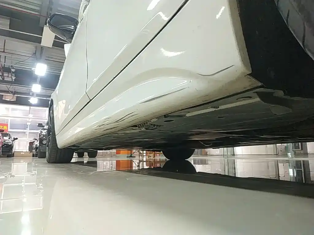 Фото 22 - BMW 3 Series