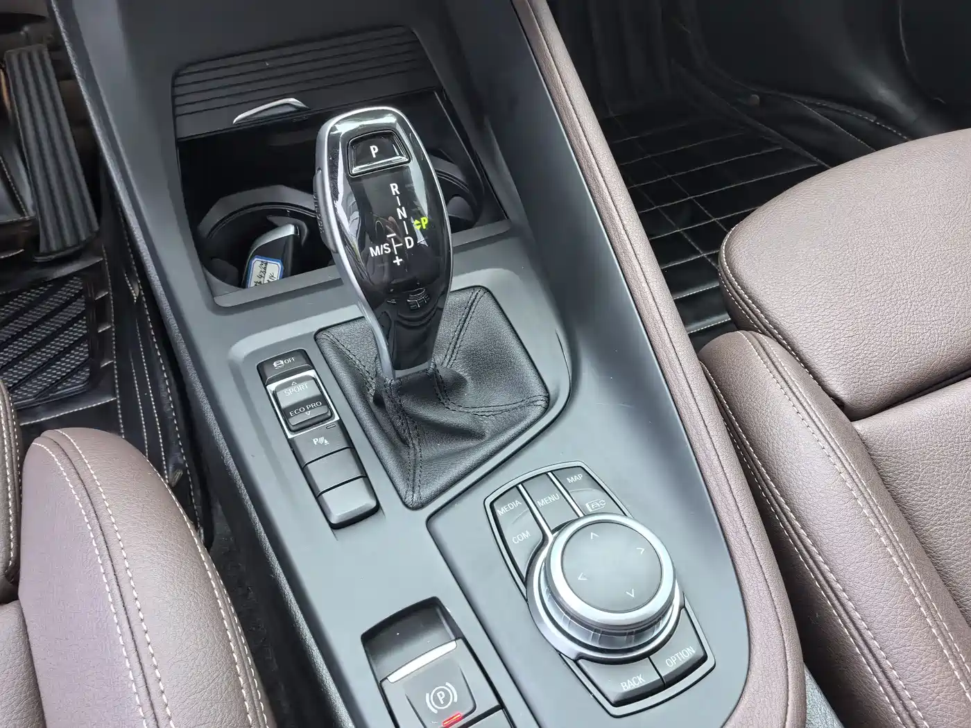 BMW X1 2022 sDrive25Li Leading фото 9