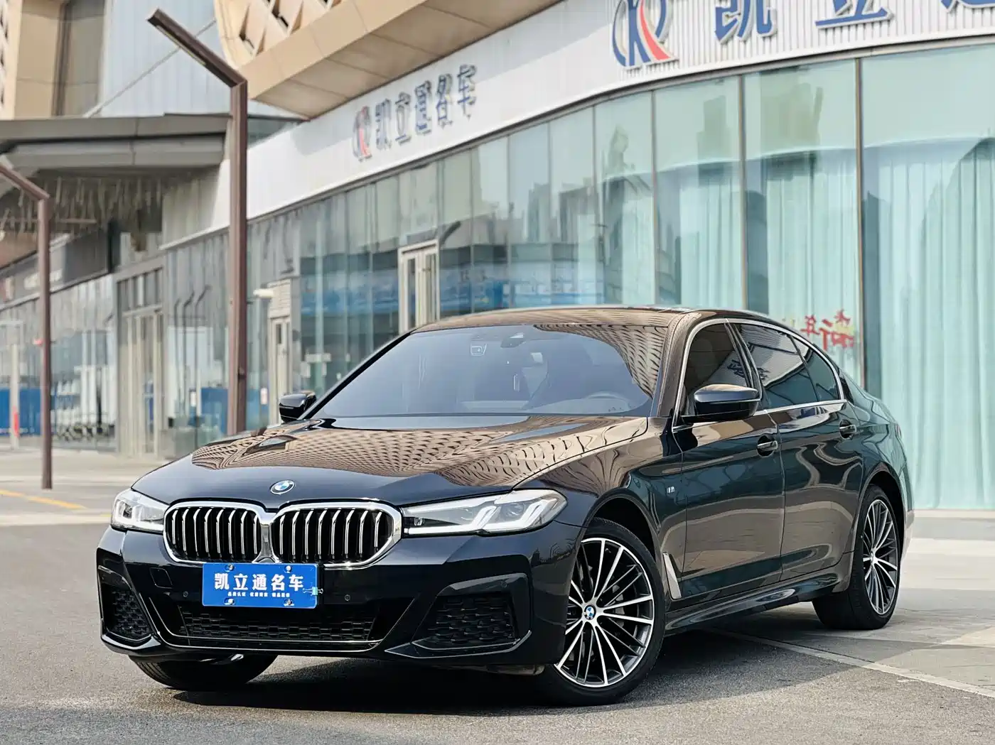 BMW 5 Series 2023 530Li xDrive M Sport Package