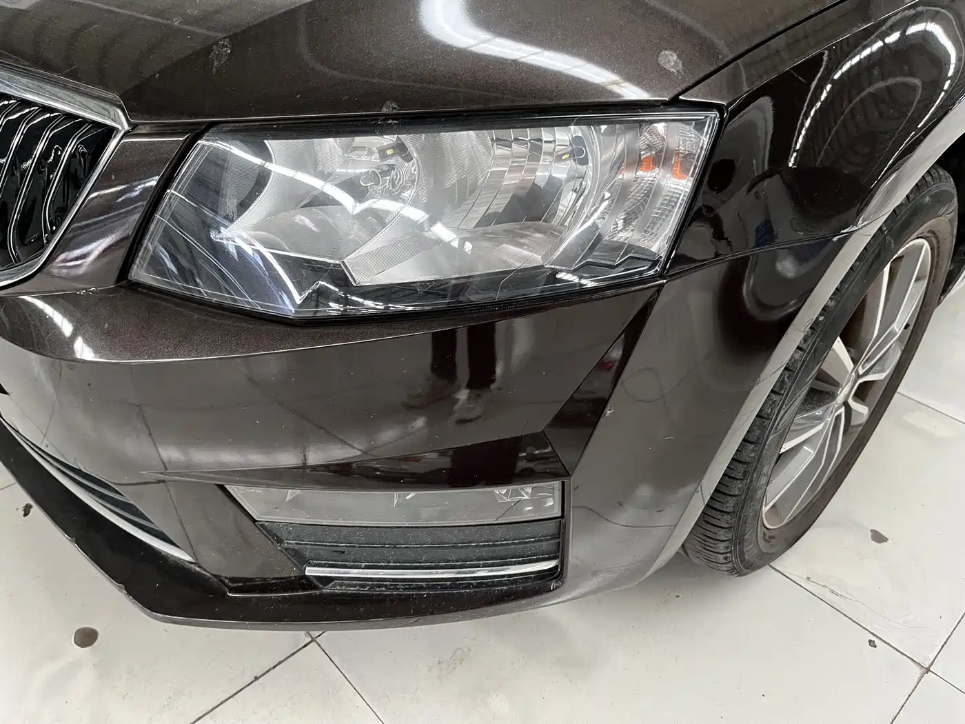 Škoda Octavia 2017 1.6L Automatic Pioneer Edition фото 4
