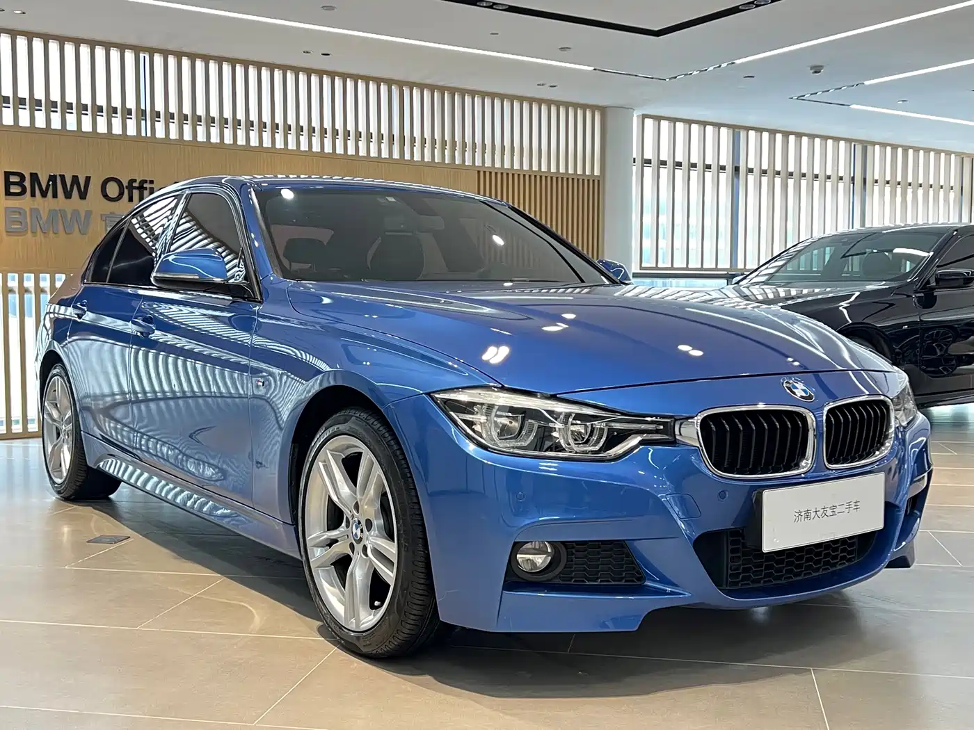 BMW 3 Series 2017 320i M Sport фото 3