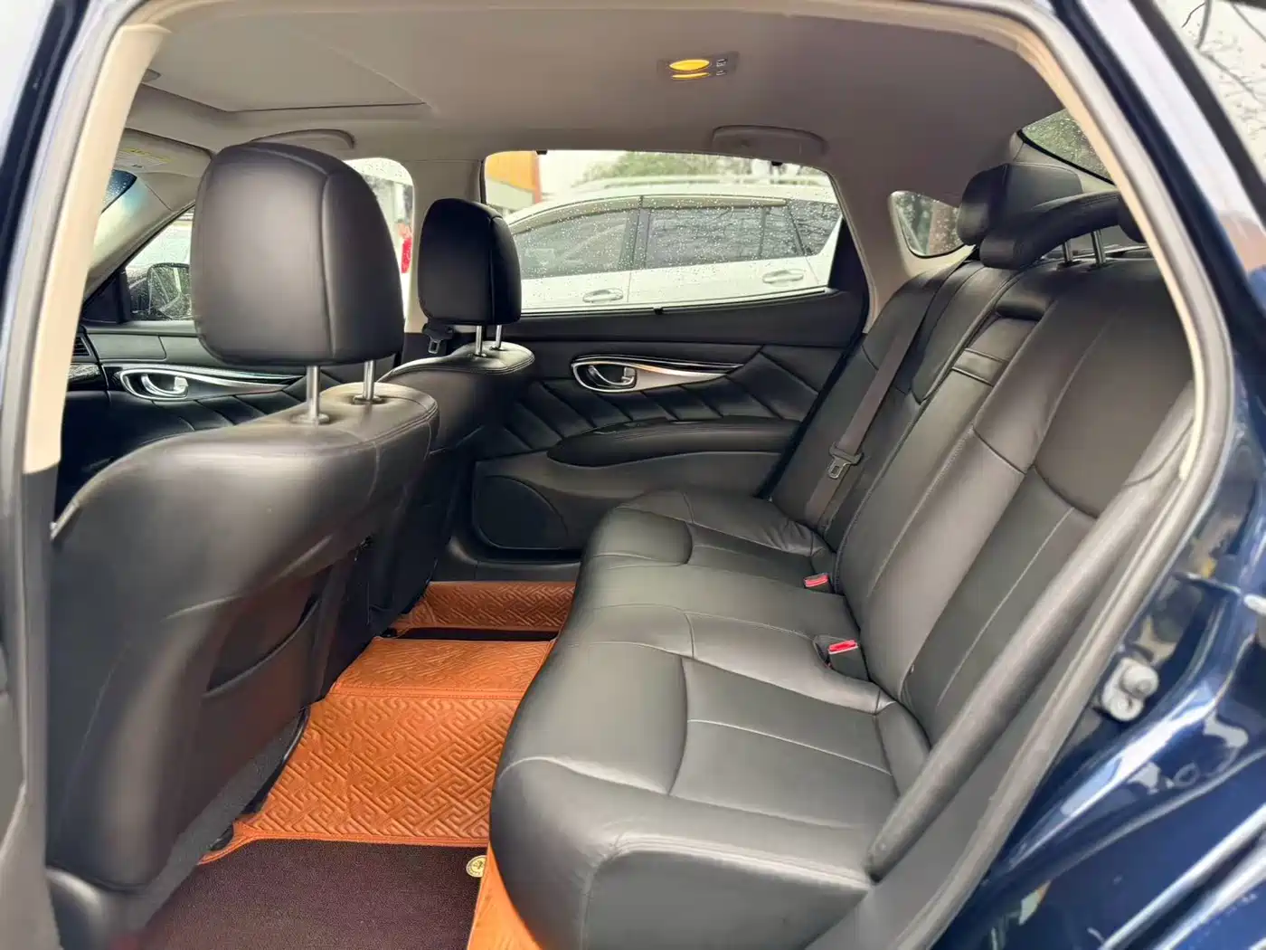 Infiniti Q70 2019 Q70L 2.0T Elite Edition фото 6