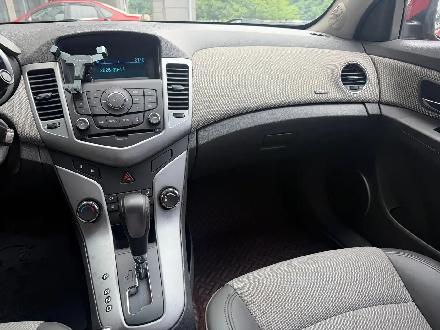 Chevrolet Cruze 2013 Model 1.8L SE AT фото 11