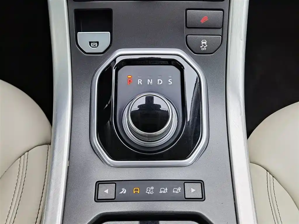 Land Rover Range Rover Evoque (Import) 2012 2.0T 5-door Premium Edition фото 13
