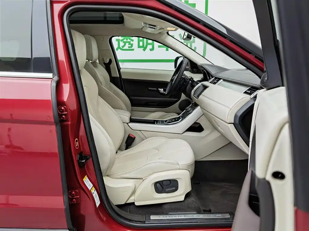 Land Rover Range Rover Evoque (Import) 2012 2.0T 5-door Premium Edition фото 23
