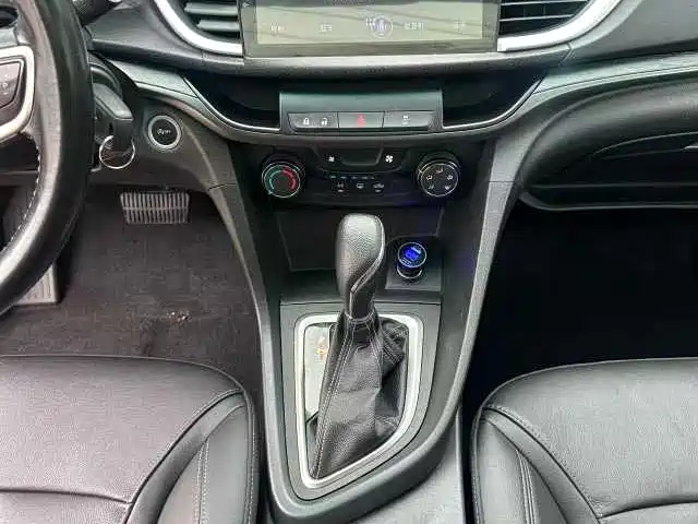 Buick Excelle 2018 18T Automatic Elite фото 10
