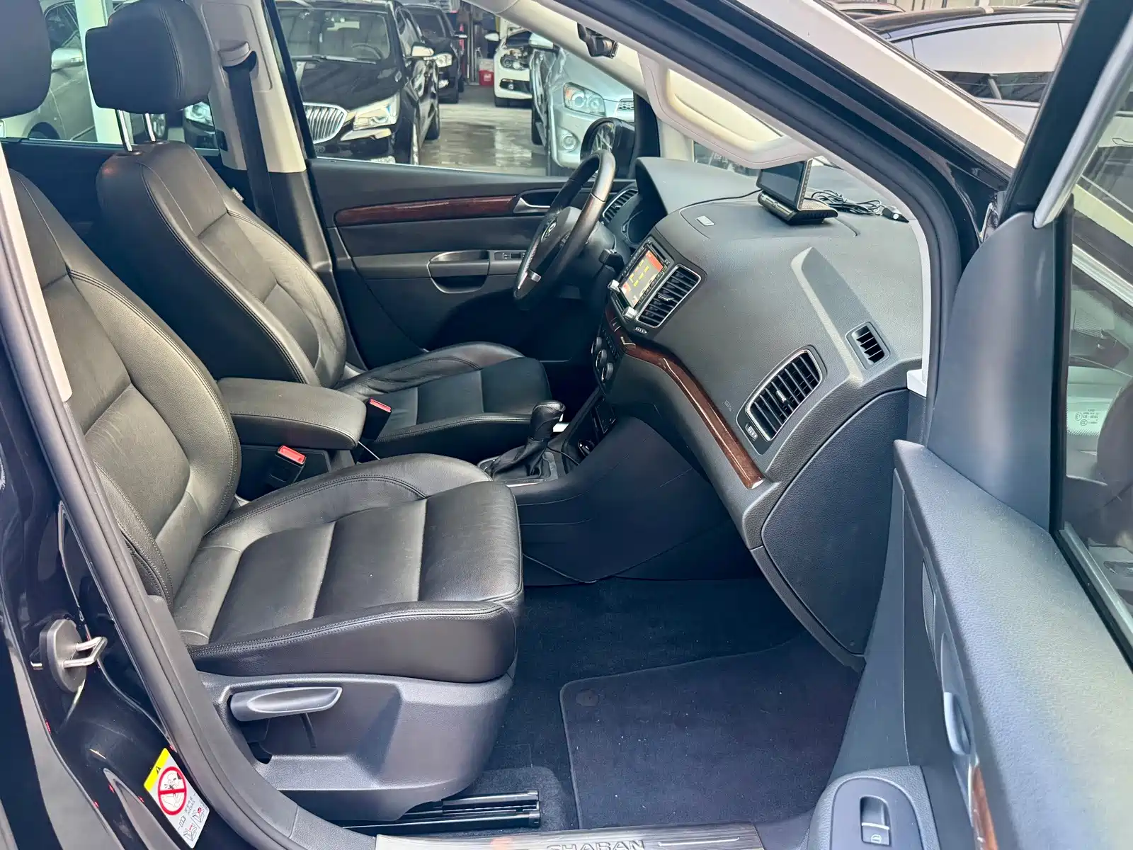 Фото 9 - Volkswagen Sharan