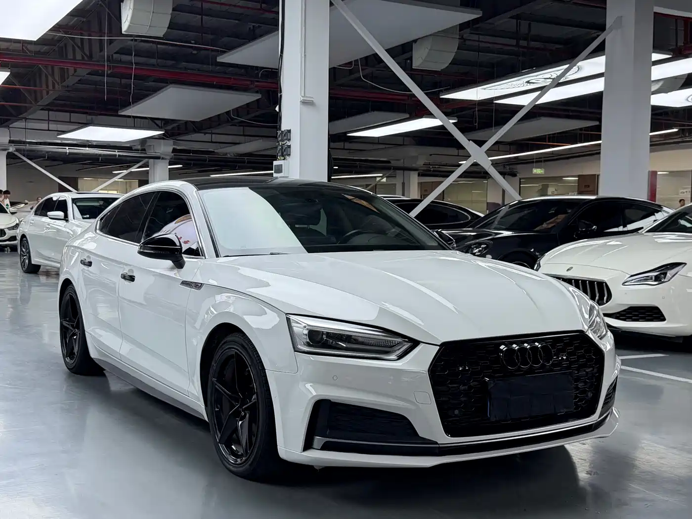 Audi A5 (Import) 2017 Sportback 40 TFSI Fashion фото 3