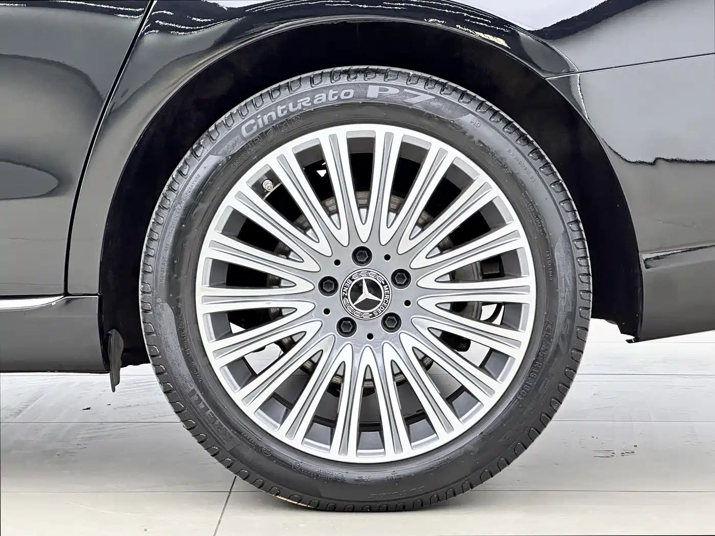Mercedes-Benz E-Class 2023 E 300 L Luxury фото 17