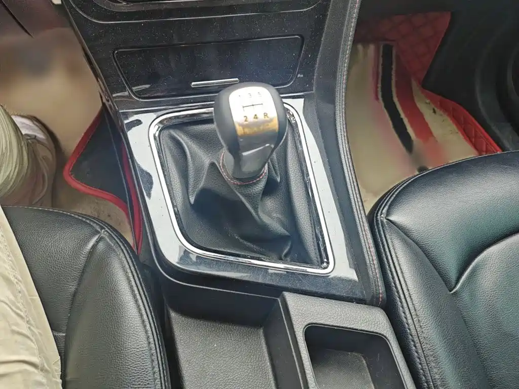 Venucia T70 2018 2018 1.6L Manual Smart Fun Edition