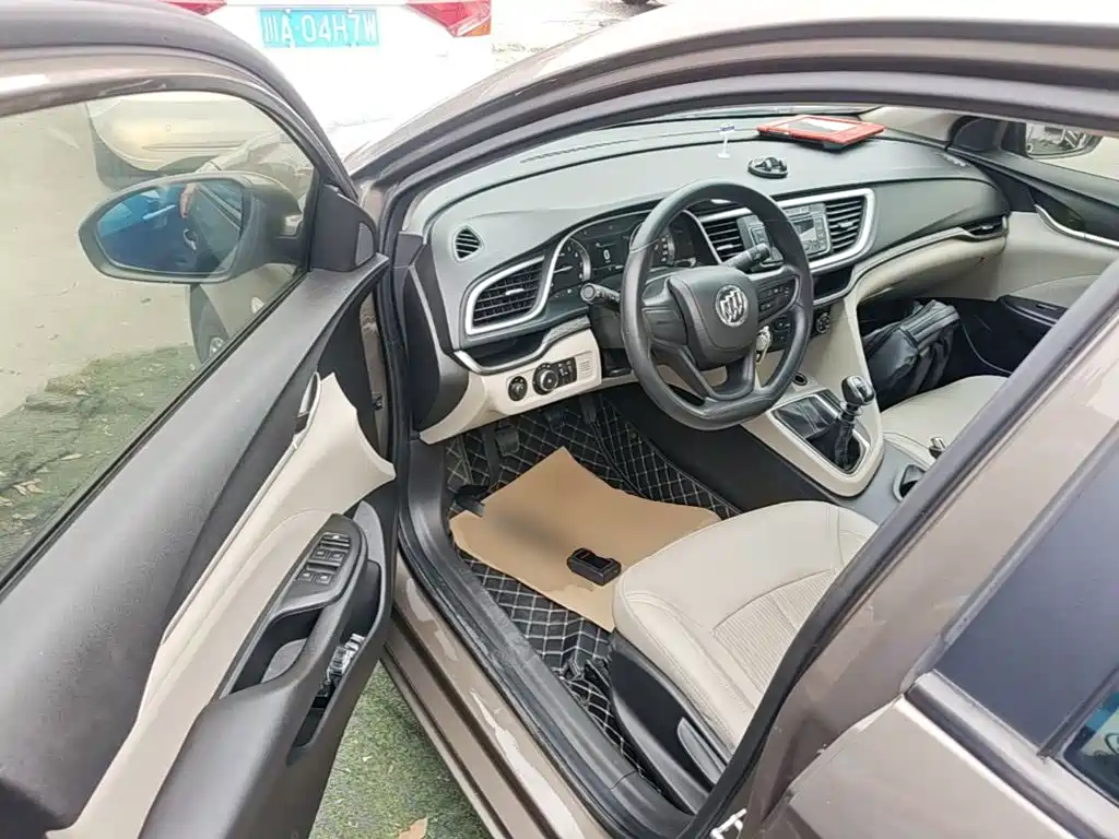 Фото 16 - Buick Excelle