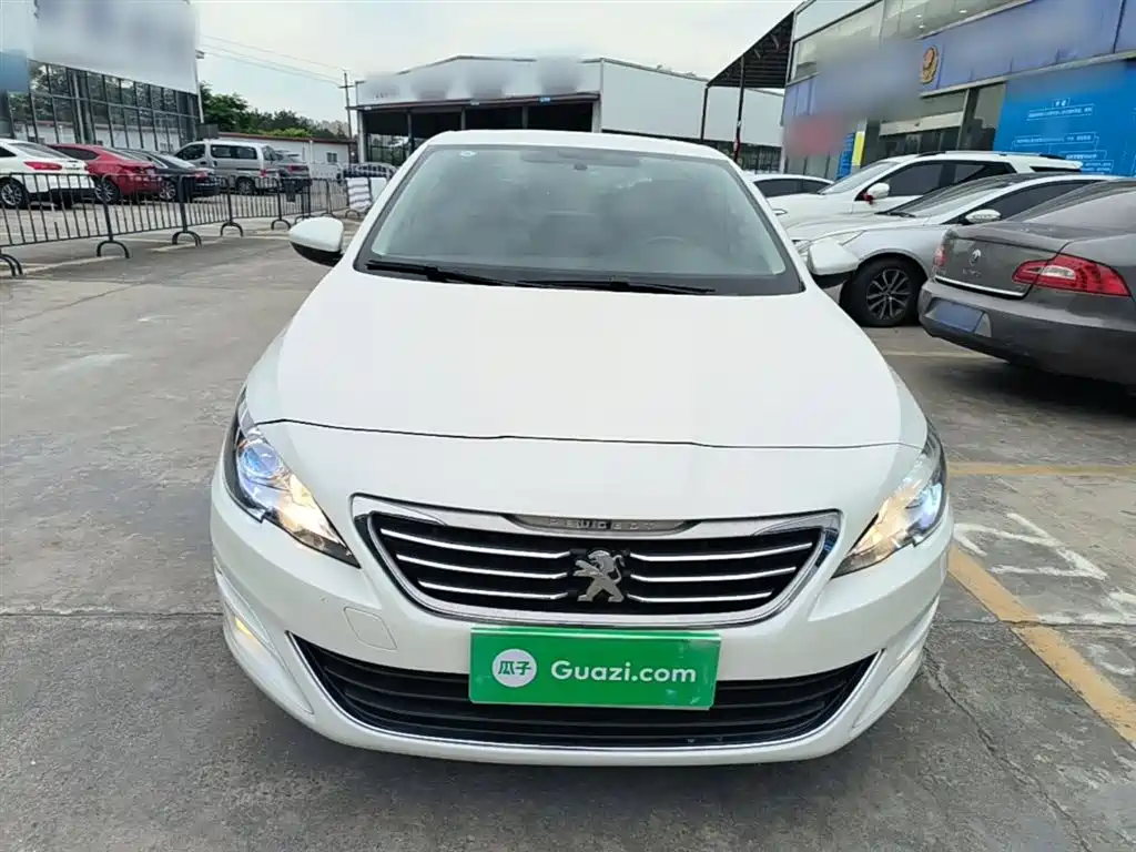Peugeot 408 2016 1.6T Automatic Luxury Edition фото 3
