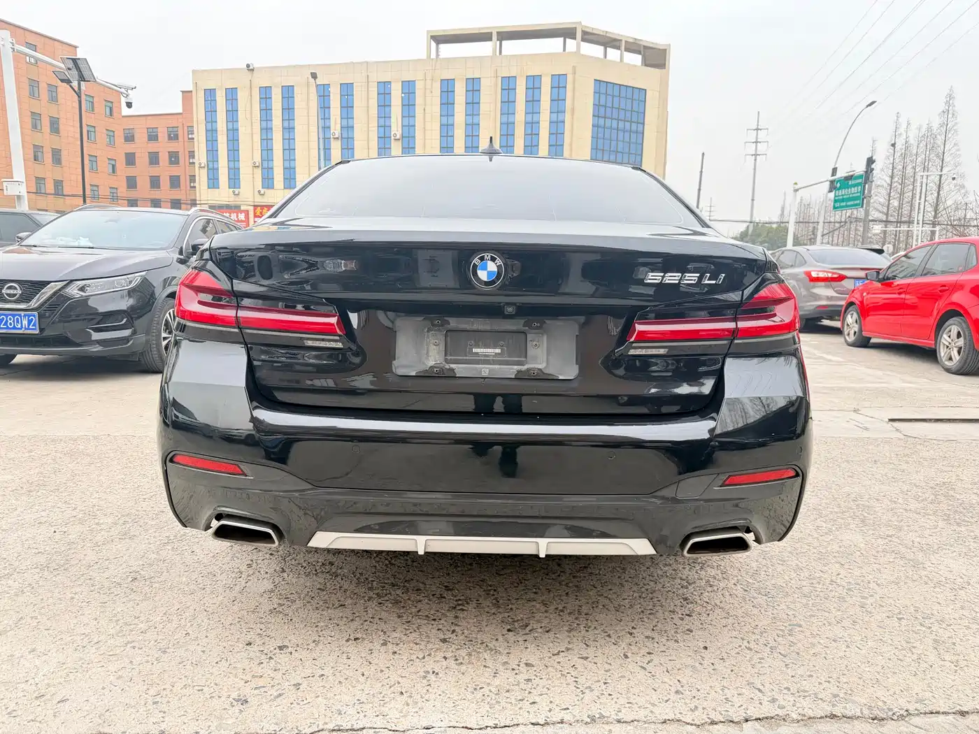 BMW 5 Series 2021 525Li M Sport Package фото 3